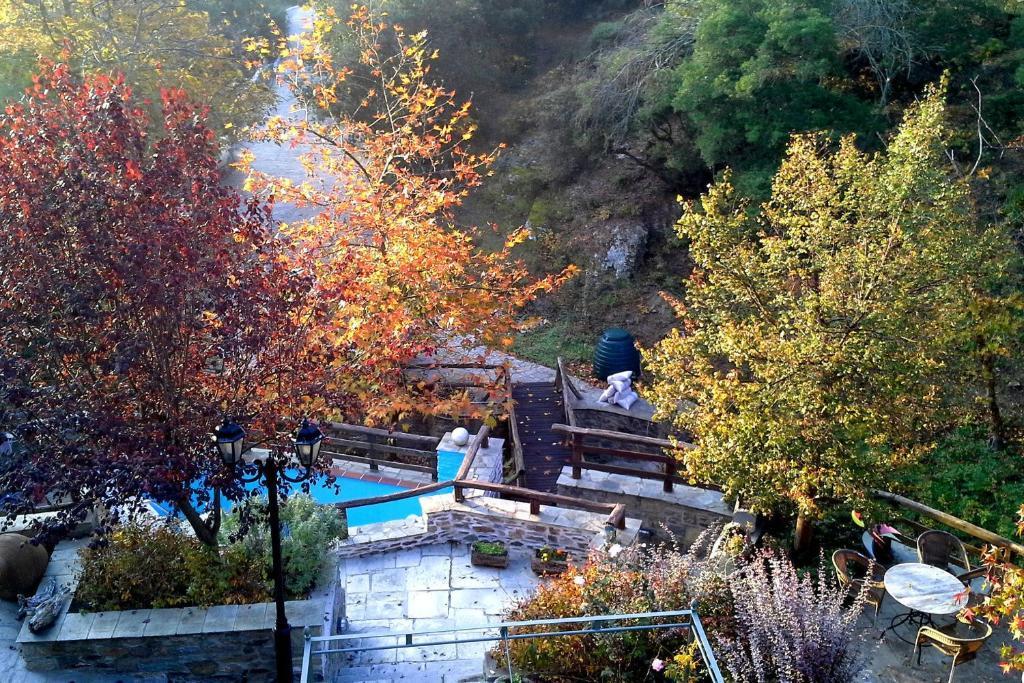 Viraggas Traditional Hotel Vrastama Exterior photo