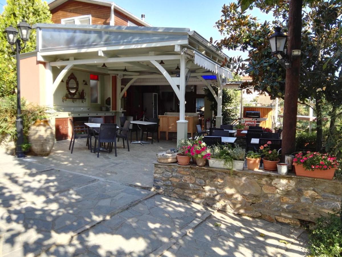 Viraggas Traditional Hotel Vrastama Exterior photo